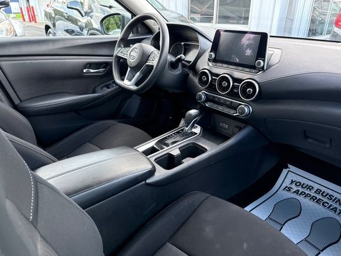 Used 2023 Nissan Sentra SV FWD image 14