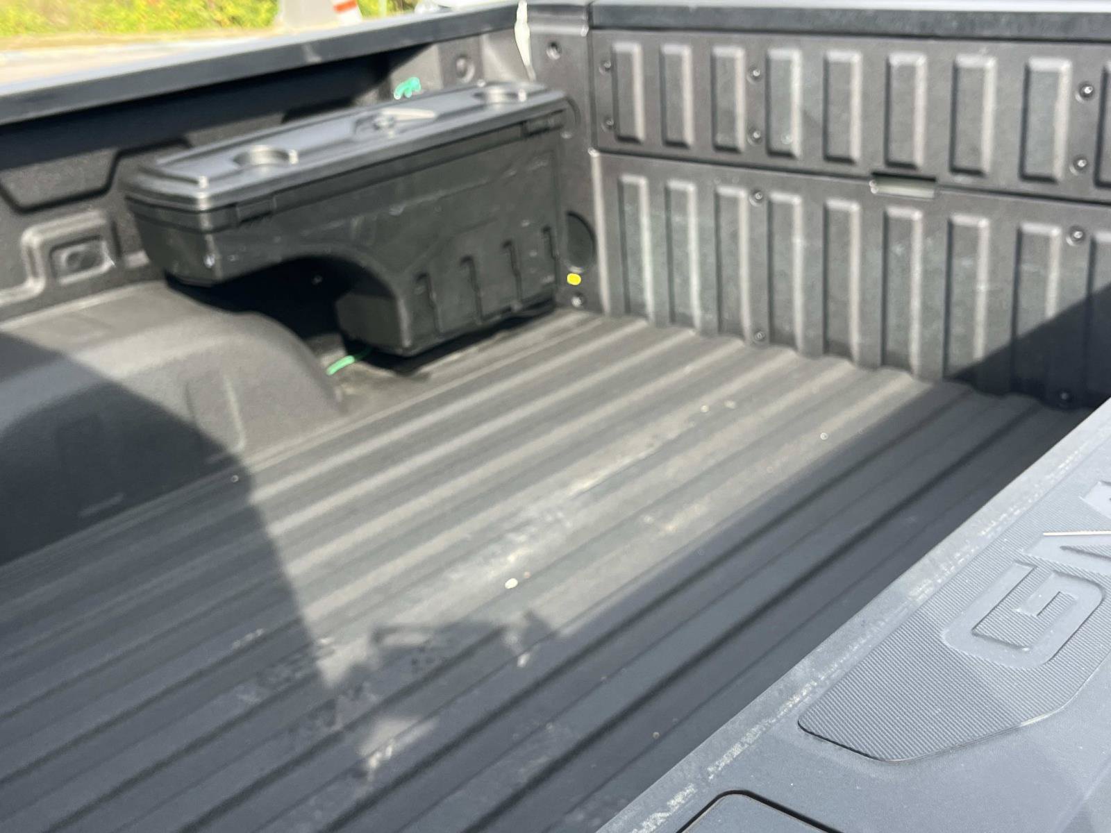 Used 2021 GMC Sierra 1500 AT4 w/ AT4 Premium Package AWD/4WD image 12
