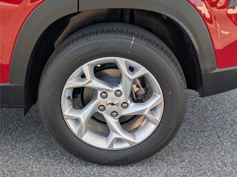 New 2026 Chevrolet Trax LS w/ LS Convenience Package image 5