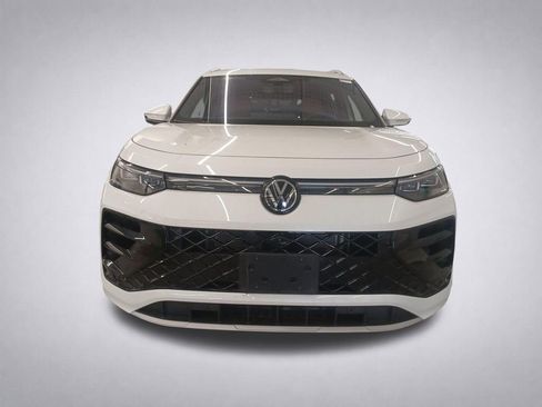 New 2026 Volkswagen Tiguan SEL R-Line AWD/4WD image 8