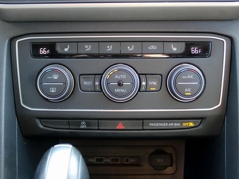 Used 2021 Volkswagen Atlas SE w/ Towing Package image 21