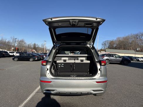 Used 2023 Mitsubishi Outlander SEL 40th Anniversary image 32