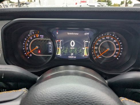 Used 2024 Jeep Gladiator Sport image 25
