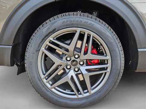 New 2026 Ford Explorer ST w/ Sun And Sound Package image 10