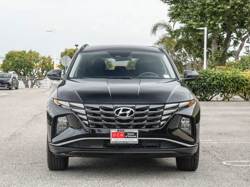 Used 2023 Hyundai Tucson Blue AWD/4WD image 2