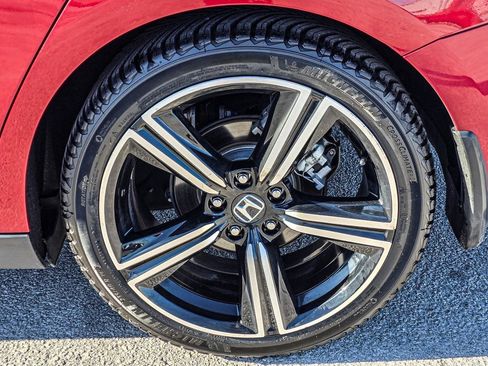 Used 2023 Honda Accord Sport image 9