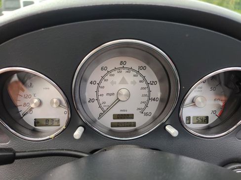 Used 2004 Mercedes-Benz SLK 320 image 5