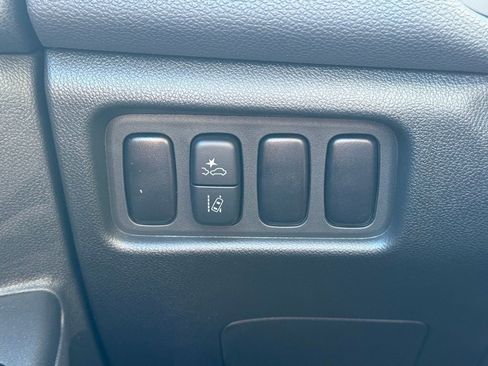 New 2025 Mitsubishi Outlander Sport ES image 9