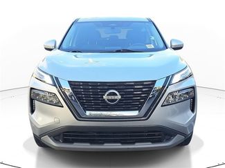 Used 2023 Nissan Rogue SV video 2
