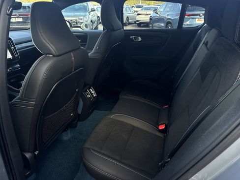 Used 2023 Volvo C40 P8 Recharge Ultimate image 26