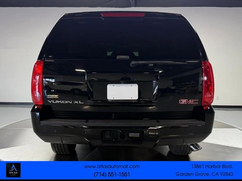 Used 2007 GMC Yukon XL SLT w/ SLT Preferred Equipment Group RWD image 5