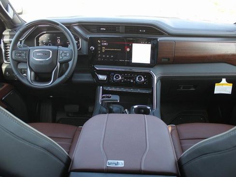 New 2026 GMC Sierra 1500 Denali Ultimate image 9