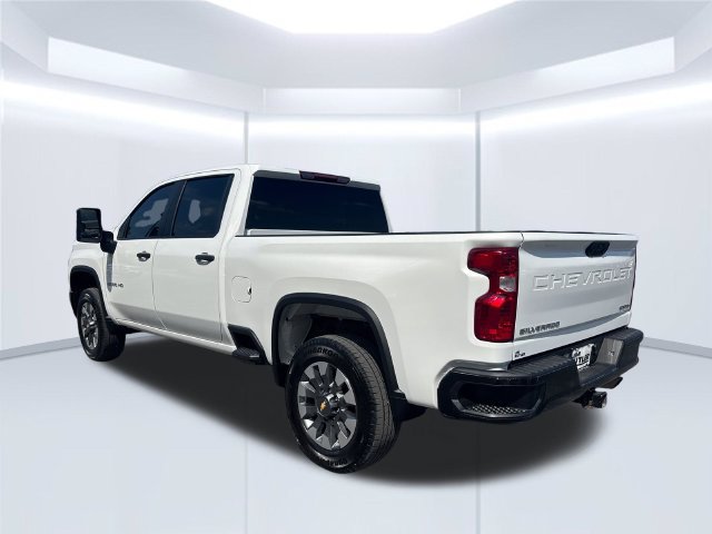 Used 2024 Chevrolet Silverado 2500 Custom w/ Custom Convenience Package AWD/4WD image 8