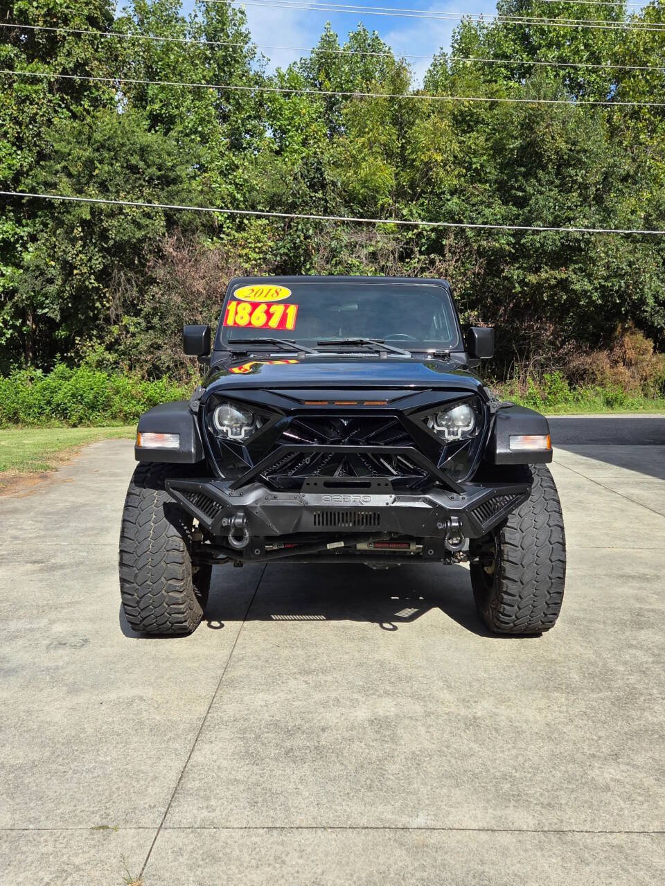 Used 2018 Jeep Wrangler Unlimited Sport S AWD/4WD image 2