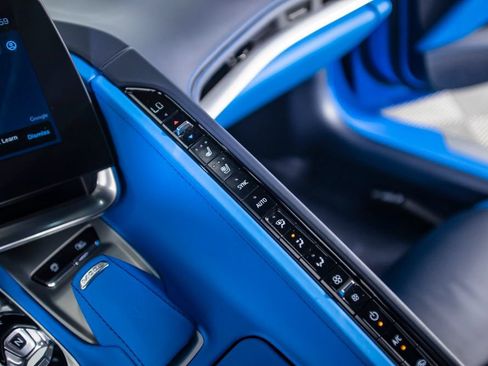 Used 2024 Chevrolet Corvette Stingray Premium Cpe w/ Z51 Performance Package RWD image 28
