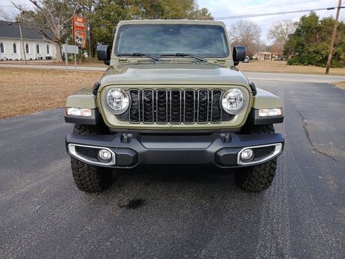 New 2025 Jeep Gladiator Sport image 14