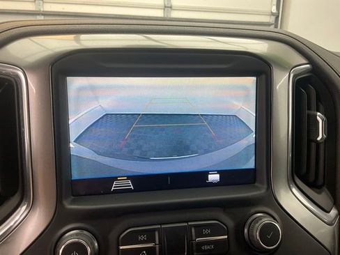 Used 2020 Chevrolet Silverado 1500 LT w/ Convenience Package AWD/4WD image 5
