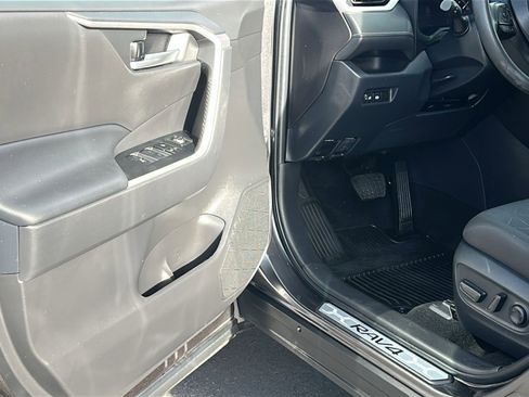 Certified 2023 Toyota RAV4 XLE image 23