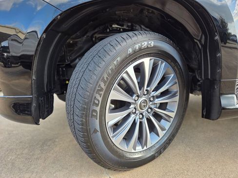 Used 2023 Lexus GX 460 Luxury w/ Accessory Package AWD/4WD image 32