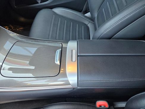 Used 2025 Mercedes-Benz GLC 43 AMG 4MATIC image 23