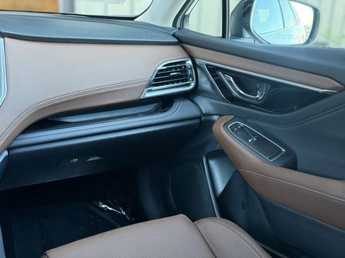 Used 2022 Subaru Outback Touring w/ Popular Package #2 image 40