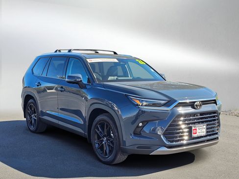 Used 2026 Toyota Grand Highlander Limited AWD/4WD image 39
