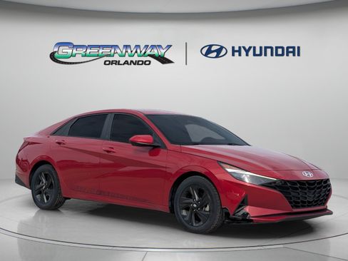 Used 2023 Hyundai Elantra SEL FWD image 1