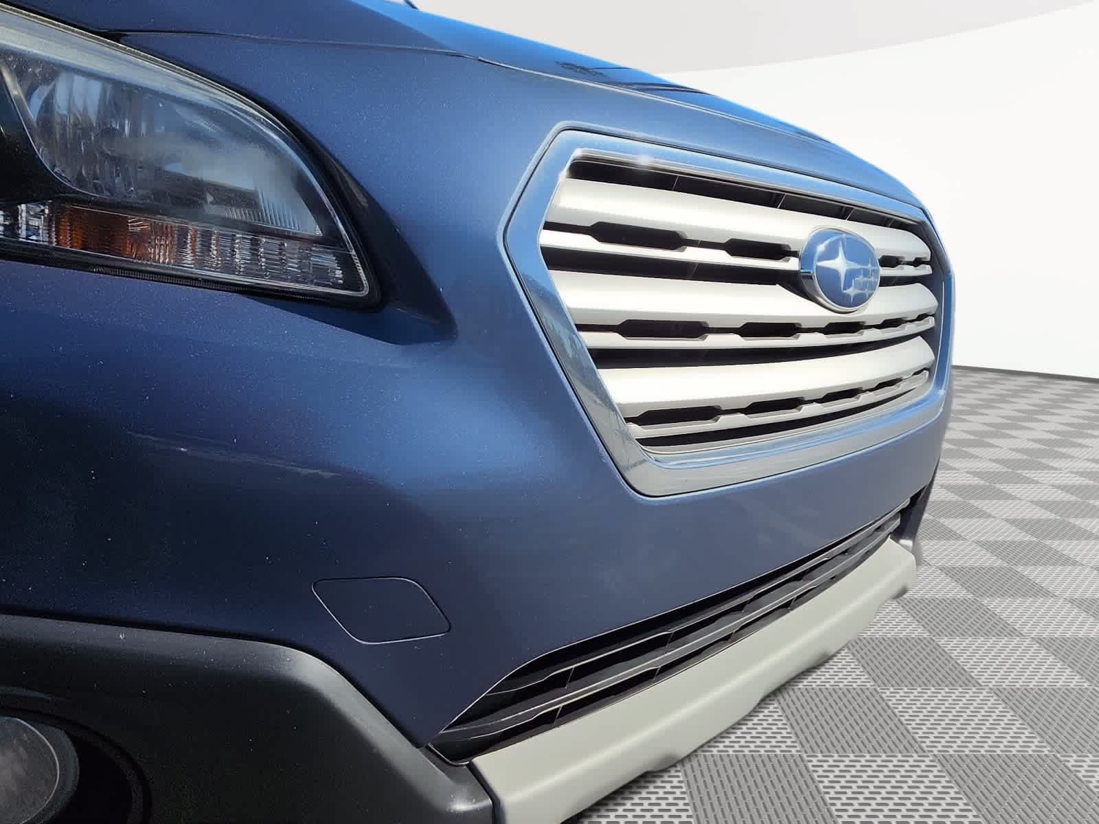 Used 2017 Subaru Outback 3.6R Limited AWD/4WD image 6