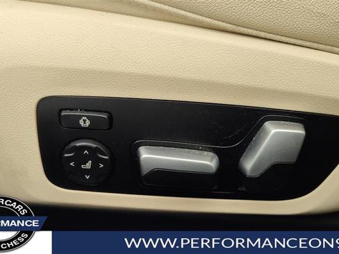 Used 2021 BMW 330i xDrive Sedan w/ Premium Package image 13