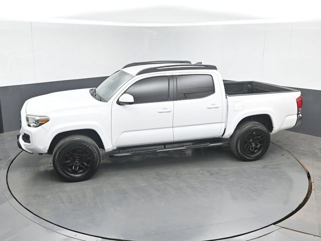 Used 2017 Toyota Tacoma SR5 w/ Tow Package AWD/4WD image 35