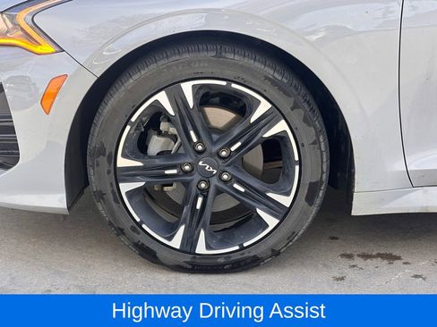 Used 2023 Kia K5 GT-Line image 9