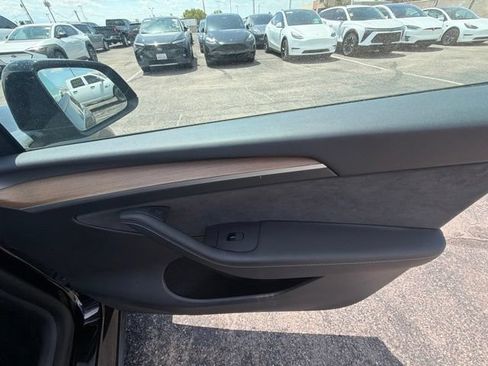 Used 2022 Tesla Model Y Performance AWD/4WD image 14