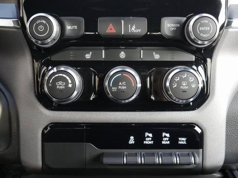 Used 2025 RAM 1500 Big Horn image 22