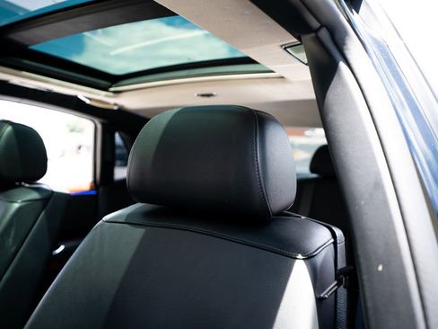 Used 2010 Rolls-Royce Ghost RWD image 32