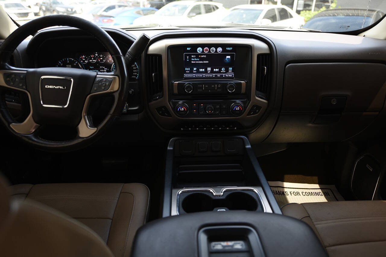 Used 2018 GMC Sierra 1500 Denali w/ Denali Ultimate Package AWD/4WD image 15
