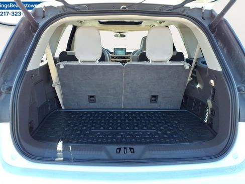 Used 2021 Lincoln Aviator Reserve w/ Equipment Group 202A image 5