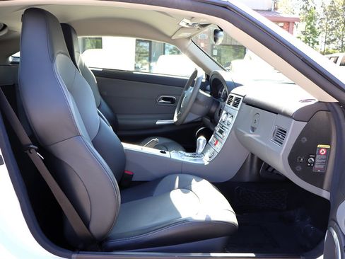 Used 2004 Chrysler Crossfire Coupe image 17