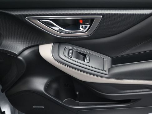 Used 2024 Subaru Forester Limited image 18