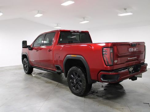 Used 2024 GMC Sierra 2500 AT4 w/ AT4 Premium Plus Package image 7