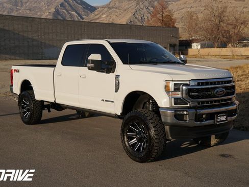 Used 2021 Ford F350 Lariat w/ Lariat Ultimate Package image 2