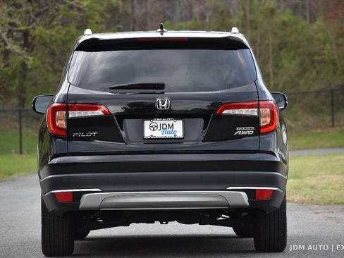 Used 2019 Honda Pilot Touring image 6