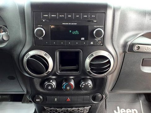 Used 2012 Jeep Wrangler Sport image 21