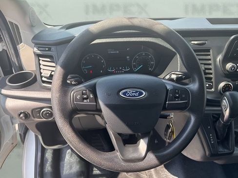 Used 2020 Ford Transit 250 Medium Roof RWD image 10
