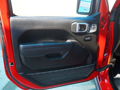 Used 2025 Jeep Wrangler Unlimited Sport S 4xe AWD/4WD image 16