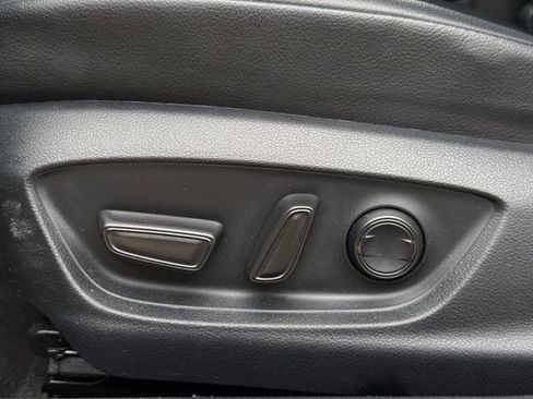 Used 2023 Toyota Camry SE image 25