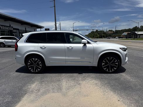 New 2026 Volvo XC90 B6 Core w/ Protection Package image 6