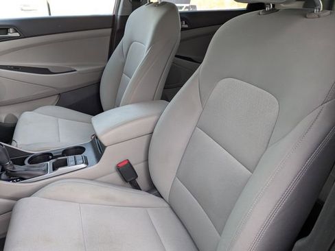 Used 2018 Hyundai Tucson SE AWD/4WD image 23