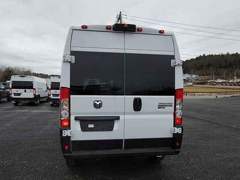 New 2024 RAM ProMaster 3500 w/ Cold Weather Group image 7
