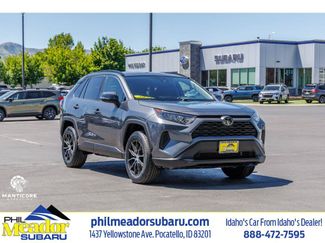 Used 2021 Toyota RAV4 LE AWD/4WD video 1