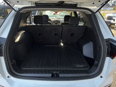 Used 2024 Chevrolet Equinox LS w/ LS Convenience Package FWD image 12